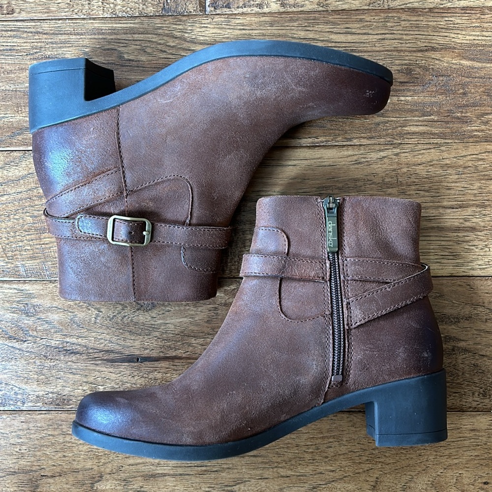 Dansko Cagney Boot Brown Burnished Suede Leather Ankle Bootie Size 38 New NWOB - Picture 2 of 13